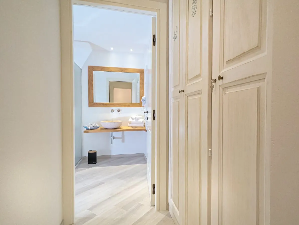 camera-pavoncelle-blu-01-sa-pintadera-guest-house