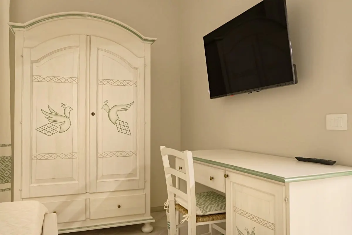 camera-pavoncelle-verdi-07-sa-pintadera-guest-house