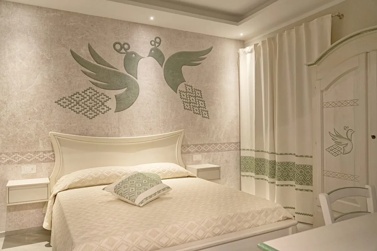 camera-pavoncelle-verdi-09-sa-pintadera-guest-house